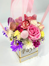 Load image into Gallery viewer, Personalized Bubble Balloon with Flora Berry Bouquet
